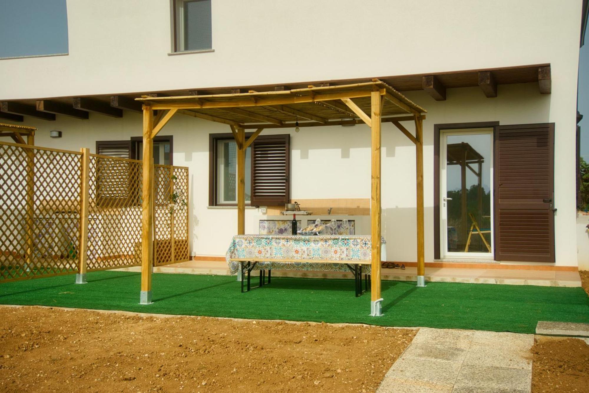 Guesthouse I Tramonti Olmedo Exterior photo